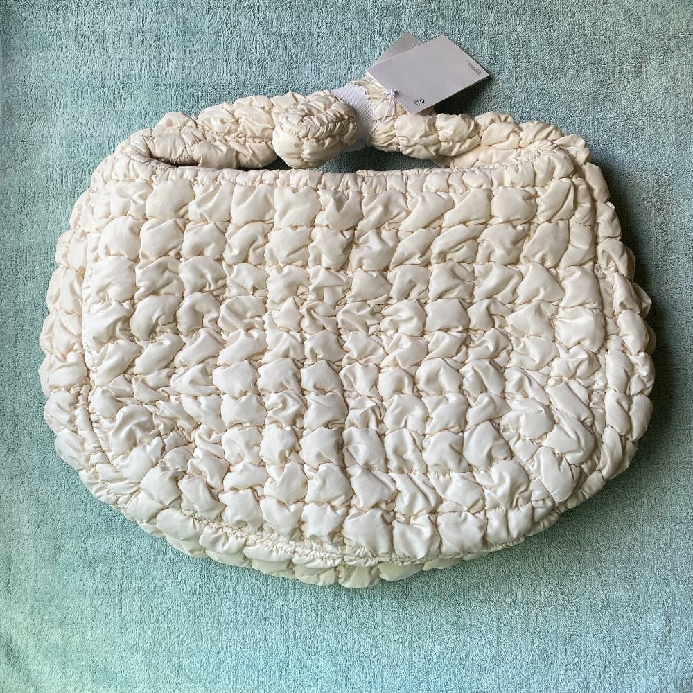 NWT COS Quilted Oversized Shoulder Bag Off-white